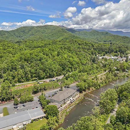 Best Western Plus River Escape Sylva / Dillsboro Exteriér fotografie